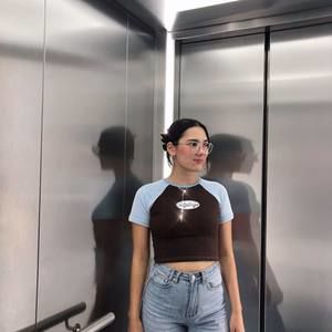 Meet your Posher, Cassie